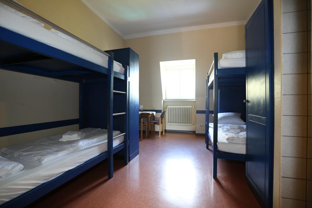 Kolping Hostel Trier Im Warsberger Hof Номер фото